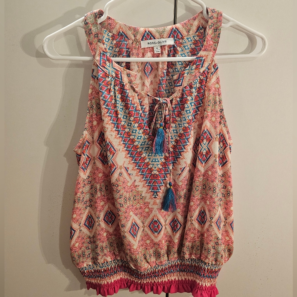 Rose & Olive Womans Medium Pink Print Sleeveless Top